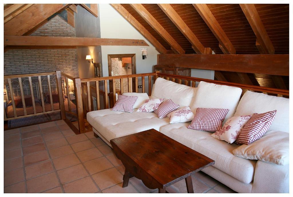 Tierras De Moya Hotel Los Huertos ภายนอก รูปภาพ